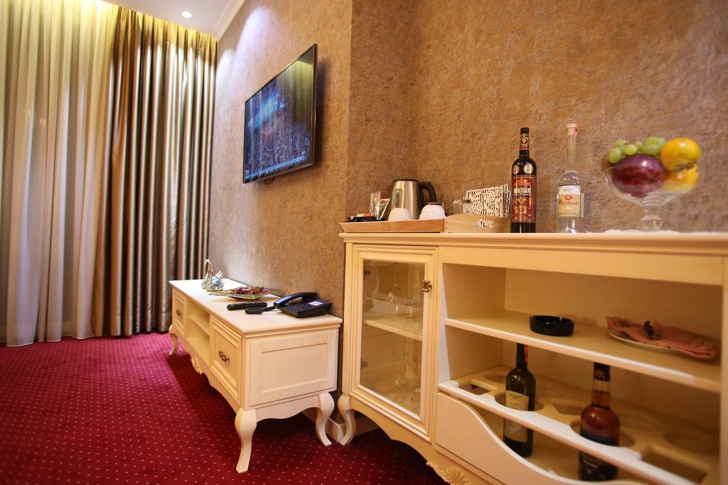 Grand Hotel & Spa Tiranë Eksteriør bilde