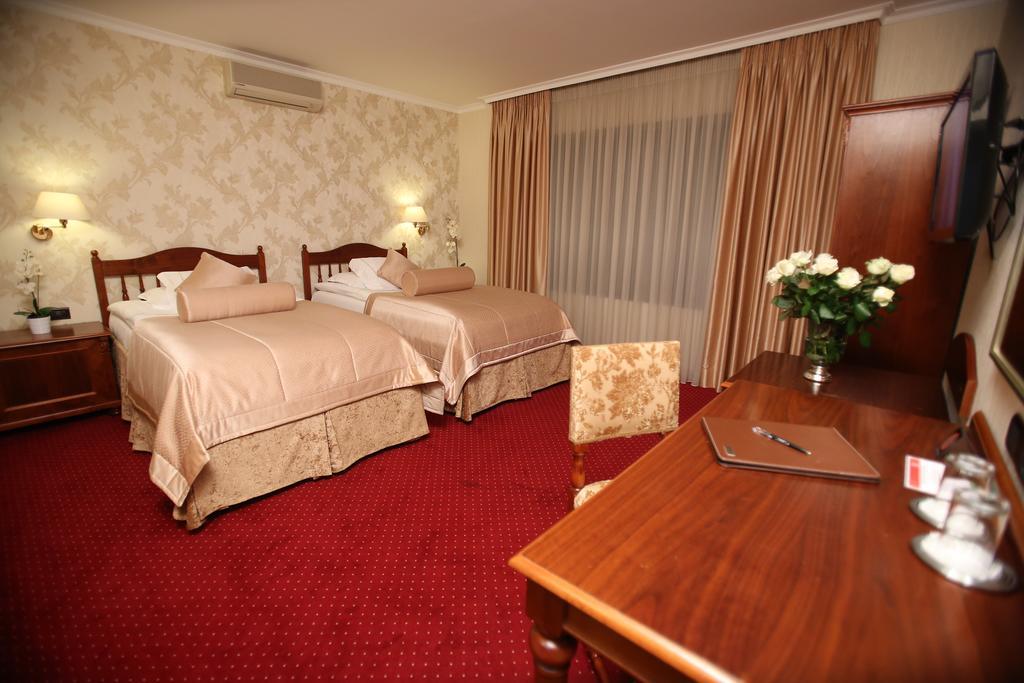 Grand Hotel & Spa Tiranë Eksteriør bilde