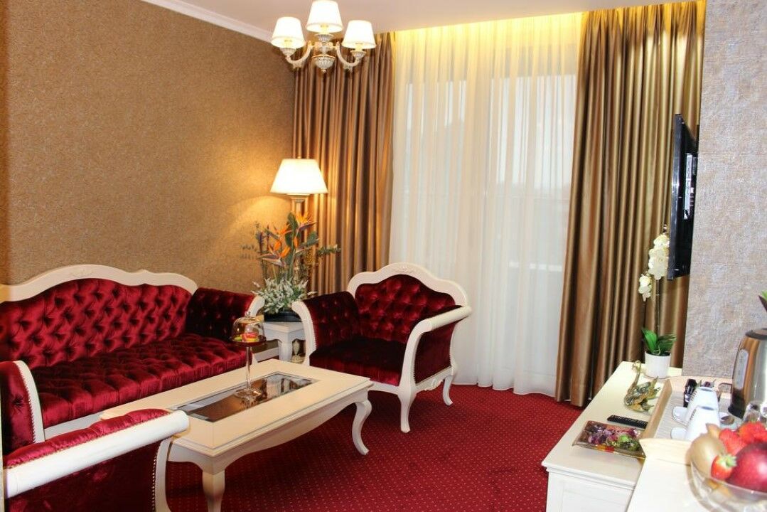 Grand Hotel & Spa Tiranë Eksteriør bilde